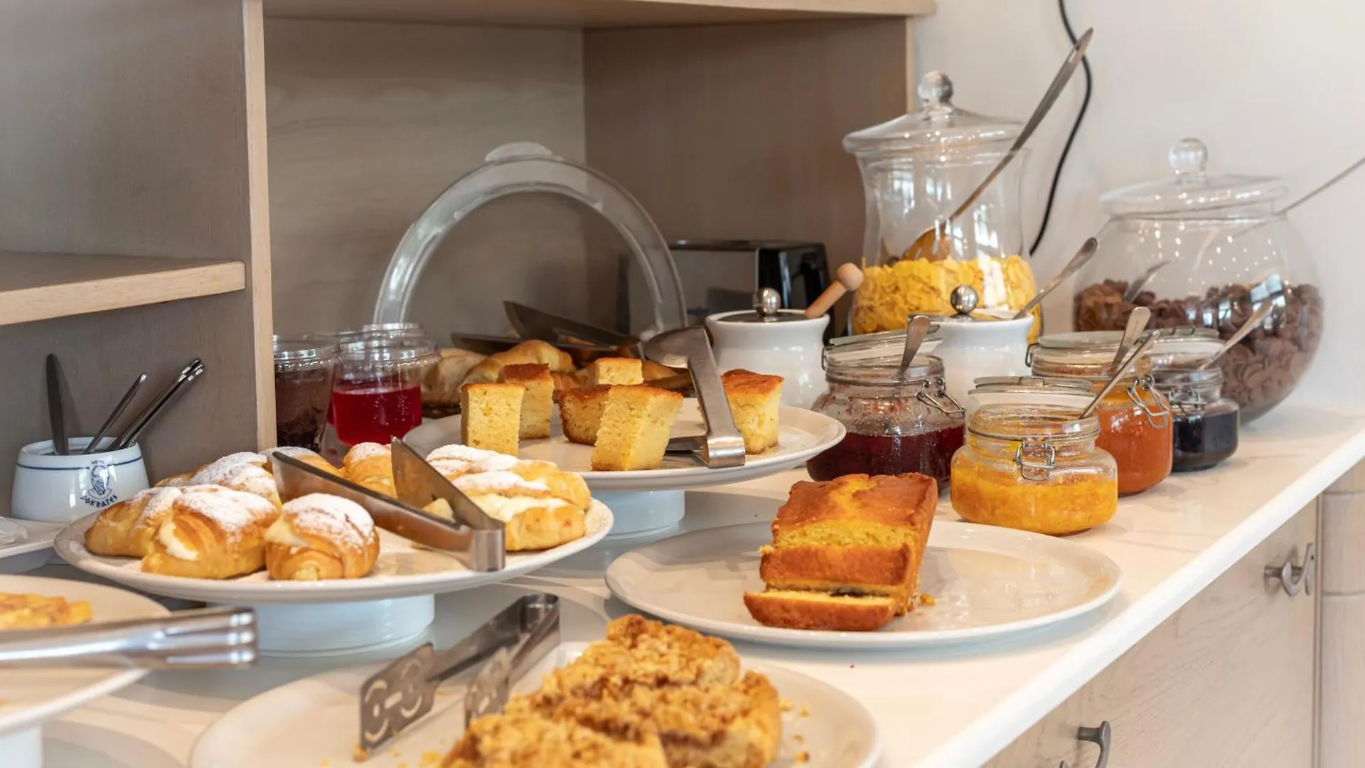 **  Sokratis Hotel Nea Moudania Yunanistan
