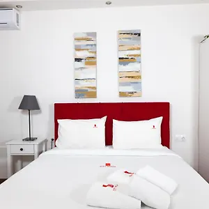 Aparthotel Plaza &