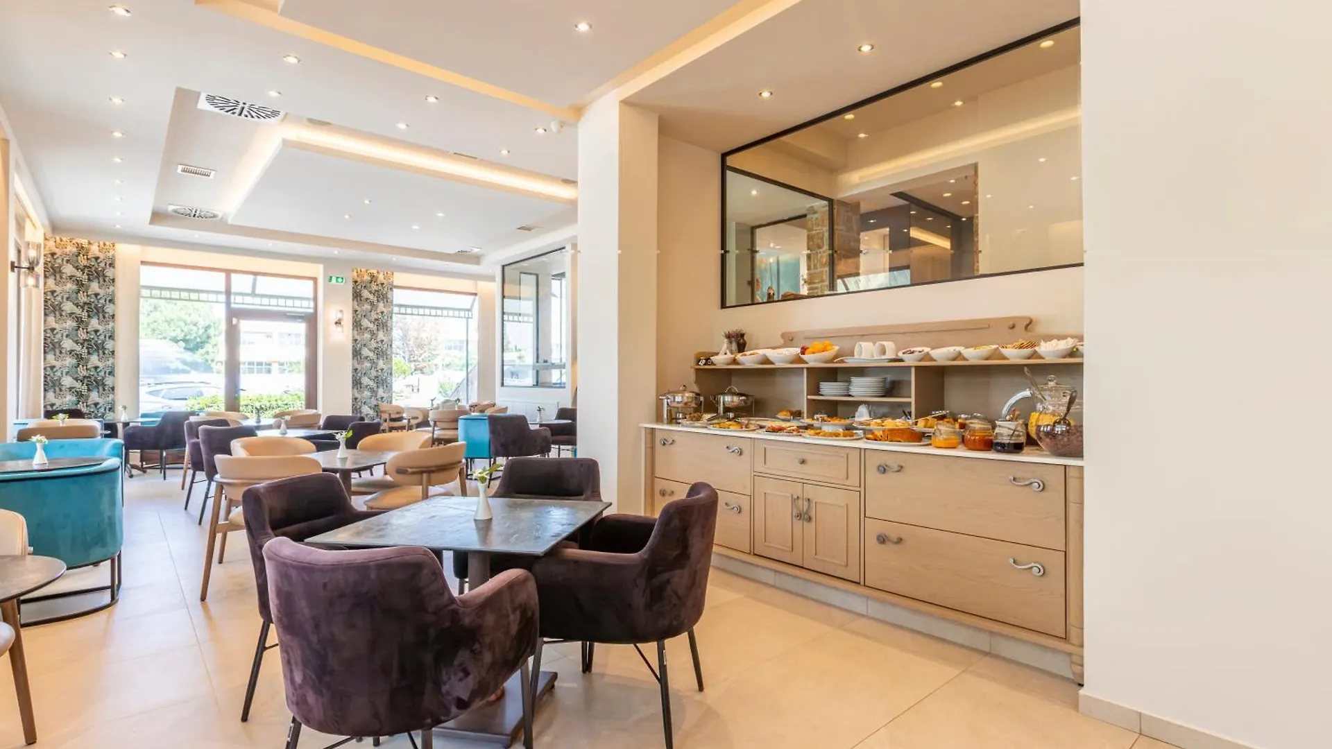 Sokratis Hotel Nea Moudania 2*,  Řecko